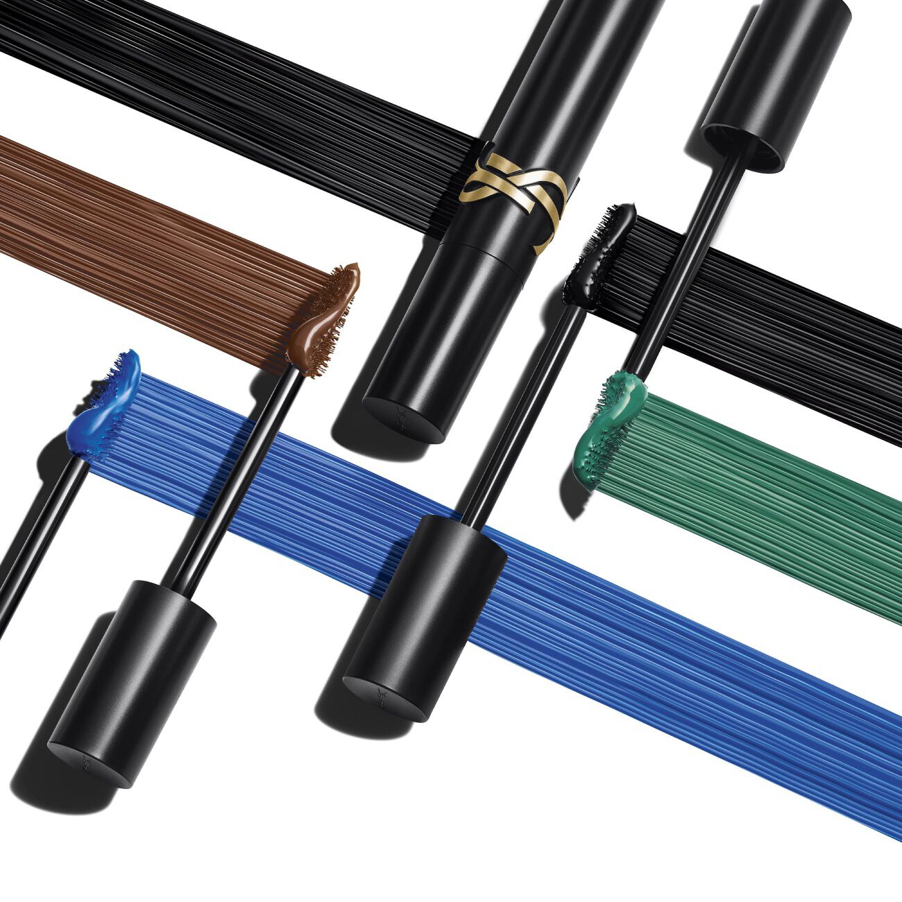 YSL mascaras en kleurstaaltjes in zwart, bruin, blauw en groen.