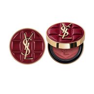 YSL Make me blush collector in gequilt karmozijnleren etui met gouden Cassandre-logo, gesloten en geopend.